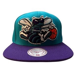 Charlotte Hornets Mitchell & Ness NBA Hardwood Classics Snapback Logo Hat OSF